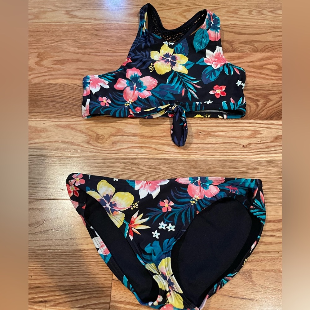 Kids- girls floral bikini size 14 (kids)